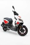 Linea NOVO EURO 5+ injektoros segédmotorkerékpár piros